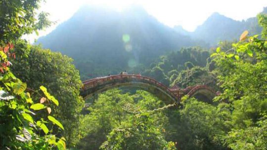 廣西龍虎山風景區